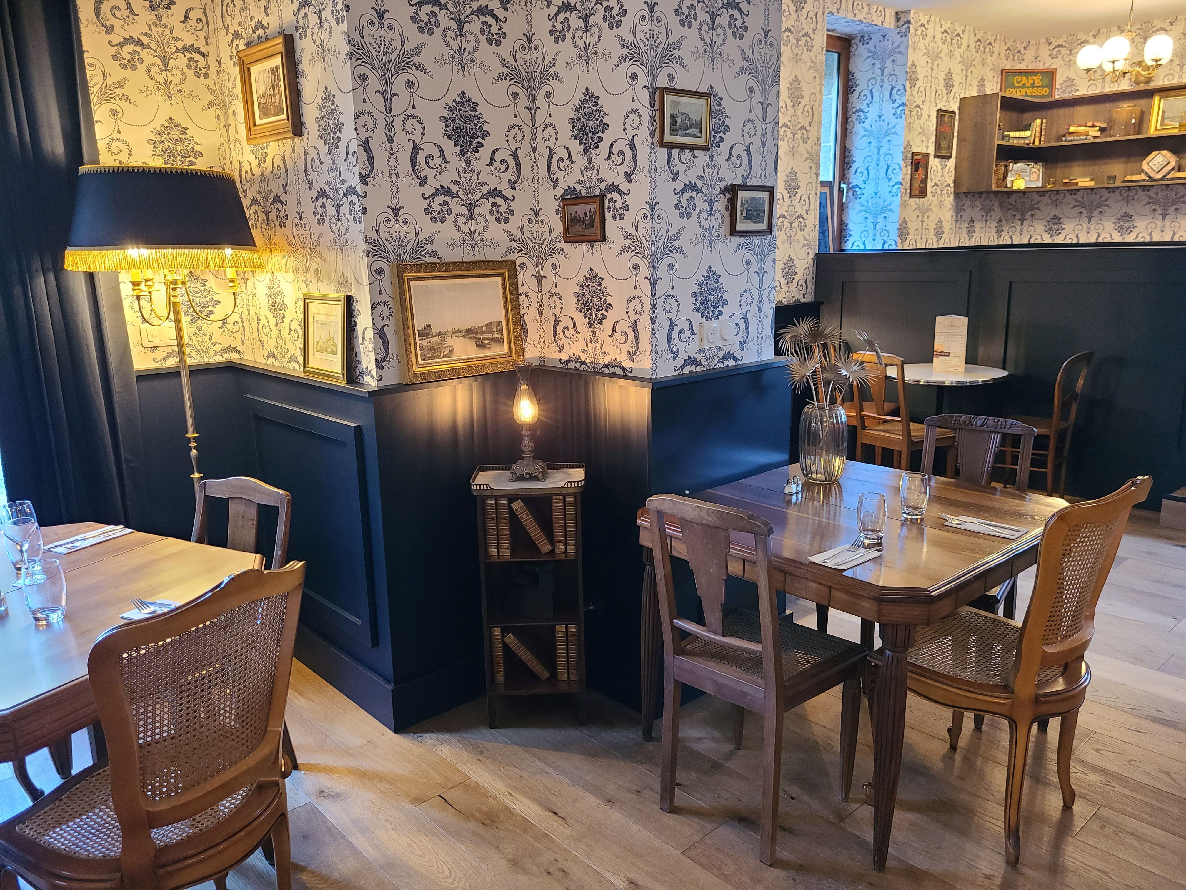 Un repas traditionnel dans une ambiance hors du temps
